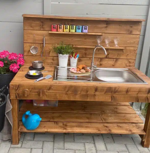 Matschküche mit Wasserhahn Ada 120 cm